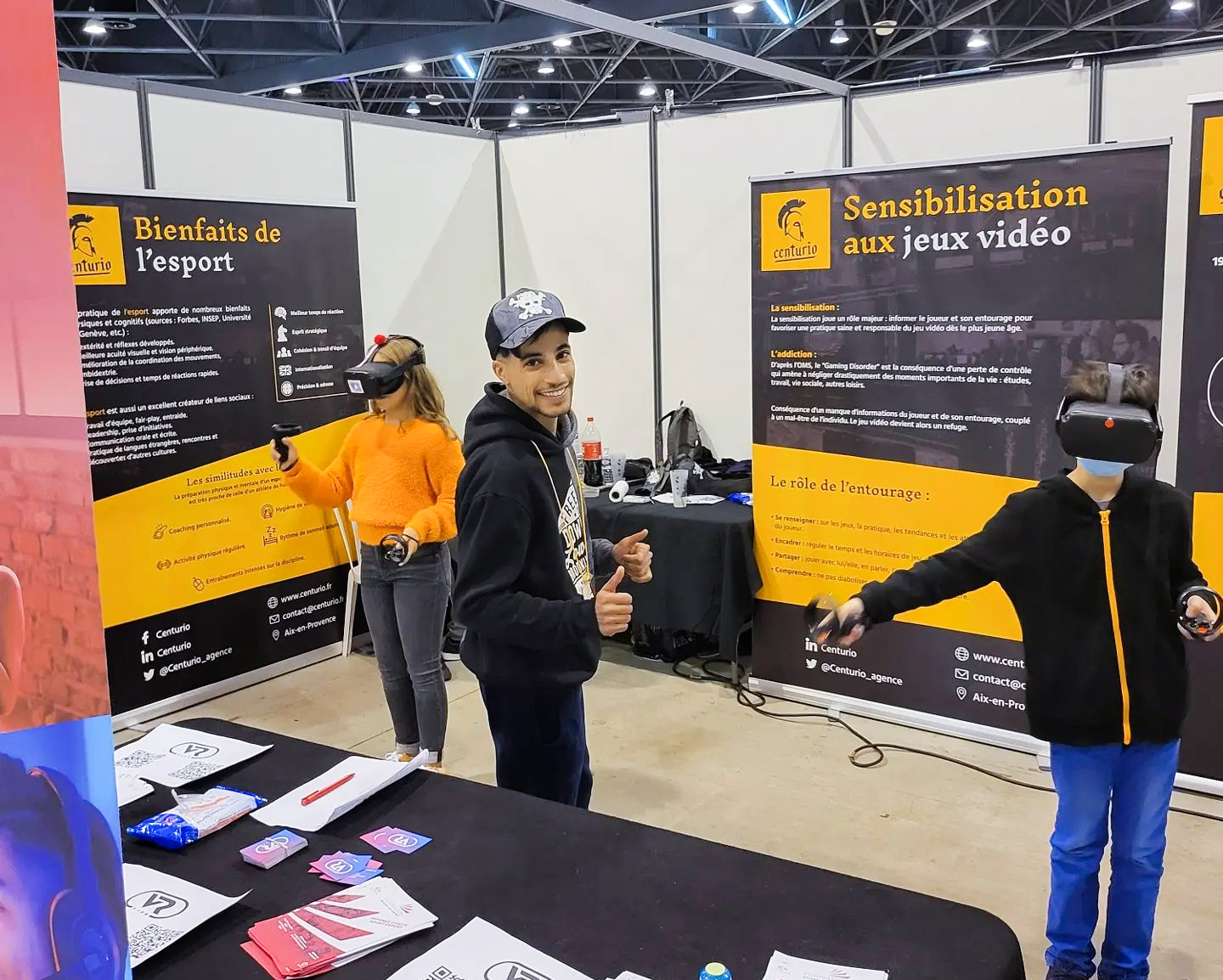 Stand centrurio hero festival