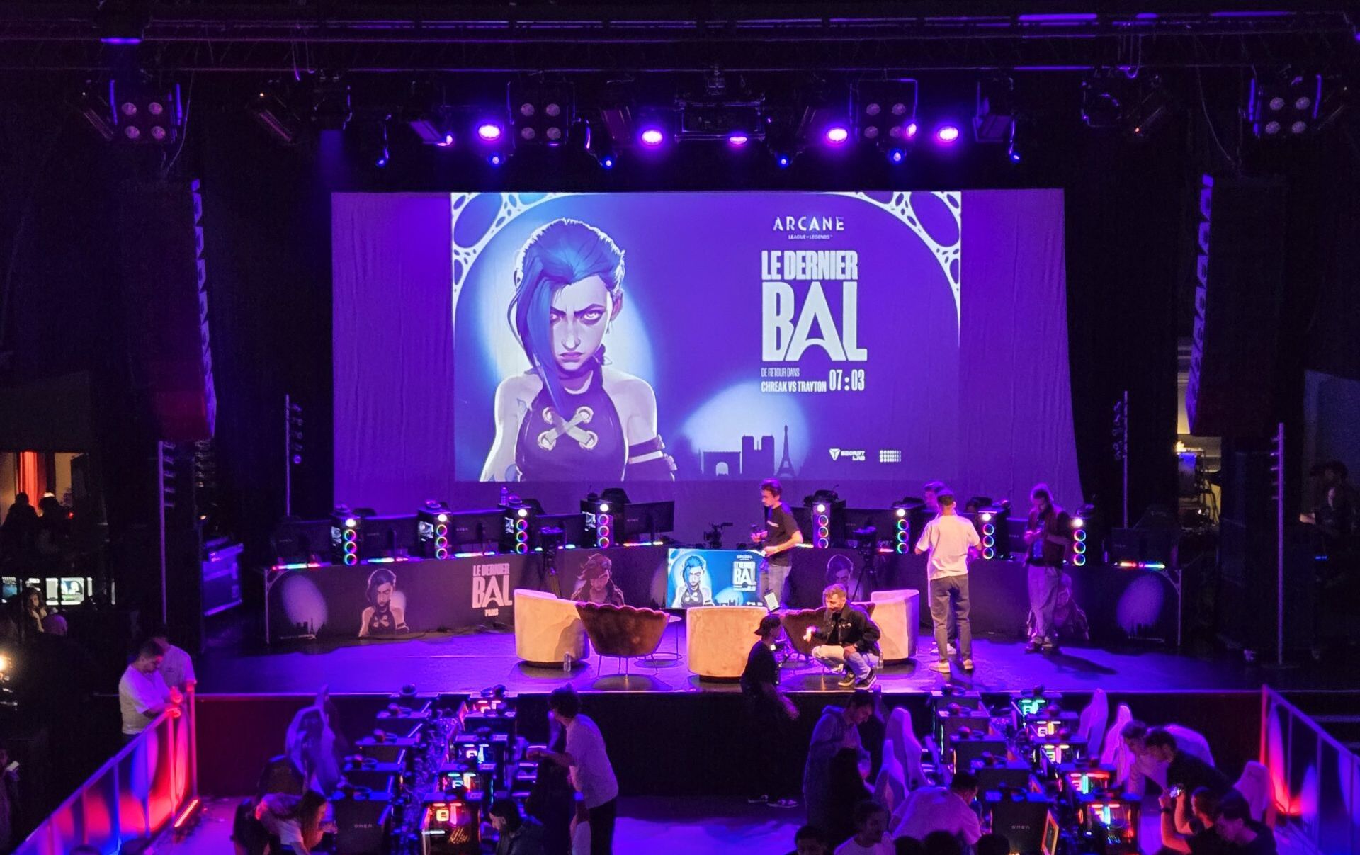 Scène principal évent Riot arcane