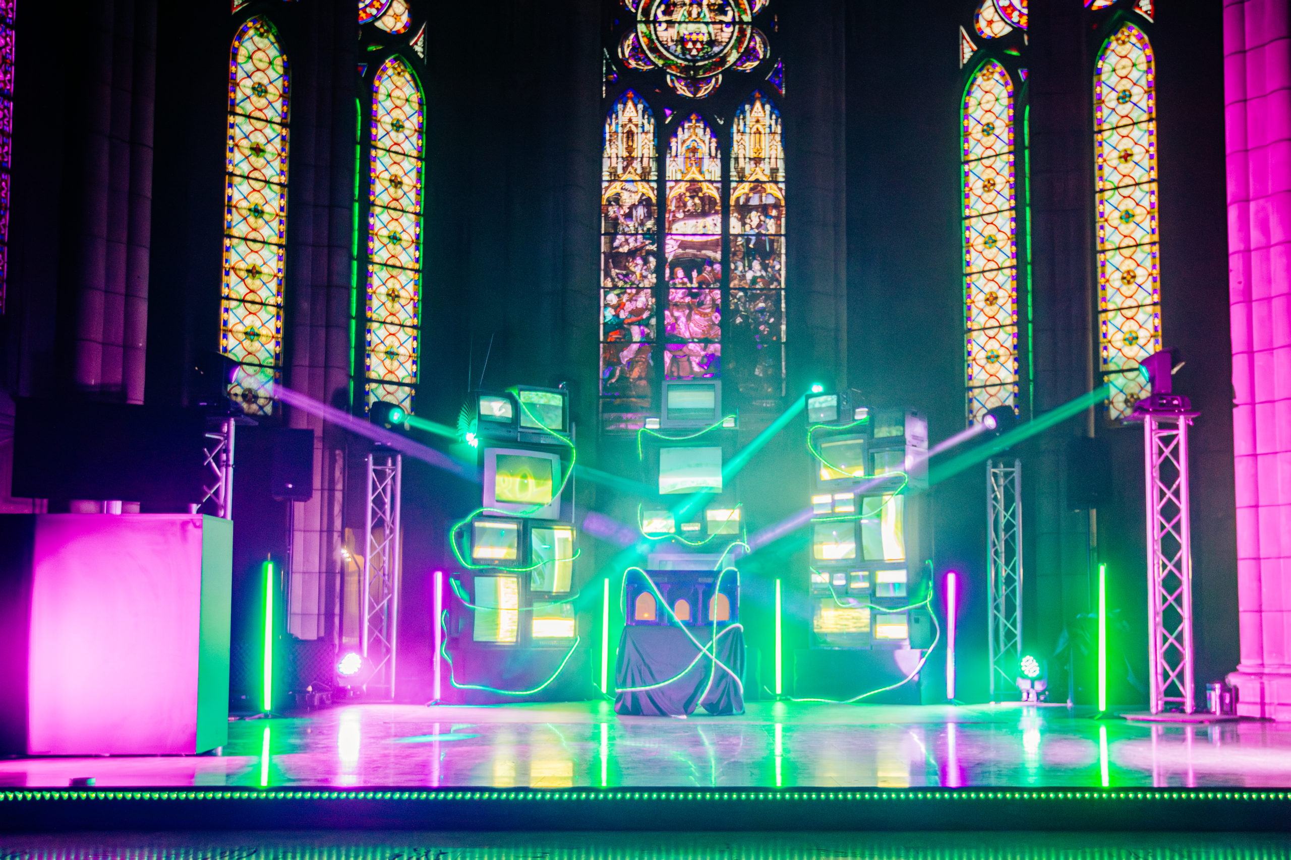 Soirée halloween privée : La quête de Chibi / Aorus