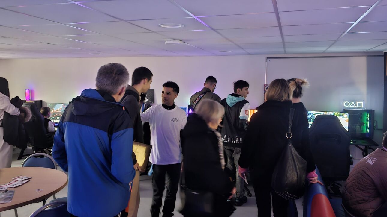 journée de lancement de la salle pixel