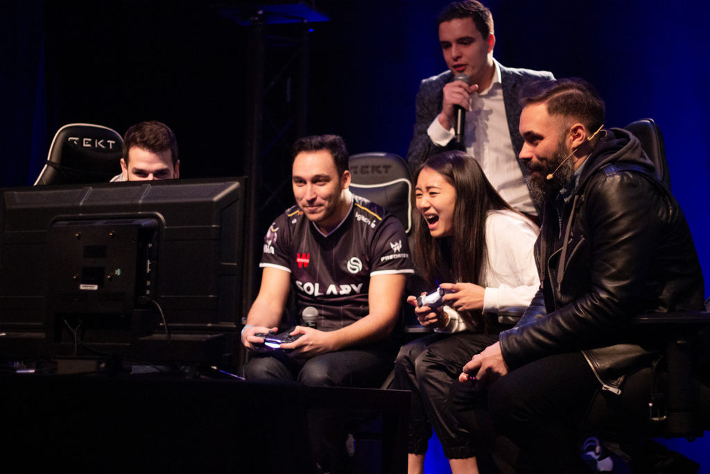 Cast partie durant le boxers days