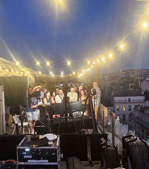 Produire une watch party sur un rooftop